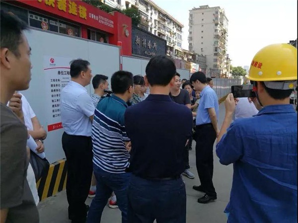 1544064852885682.jpg 80.jpg