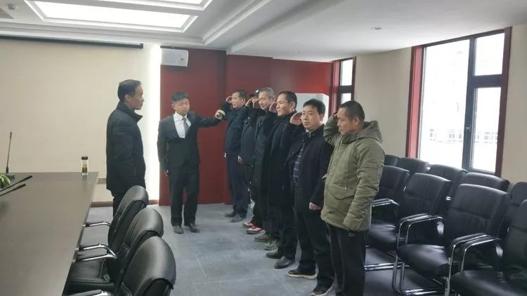 1552383858950425.jpg 640.webp (3).jpg