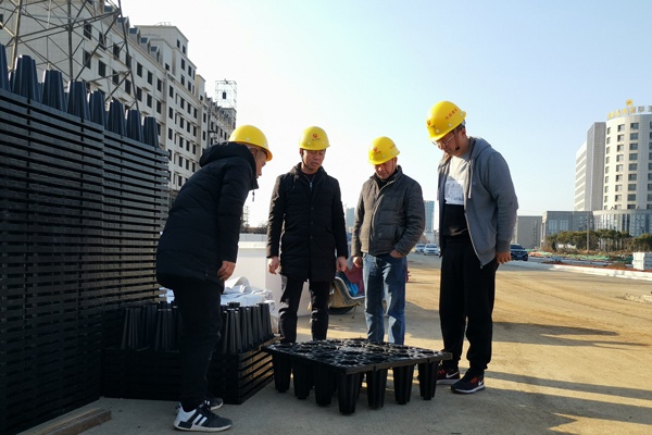 1609496114919298.jpg 南昌市政建設(shè)黨委副書(shū)記總經(jīng)理王海龍到洛陽(yáng)東路綜合改造工程指導(dǎo)工作600400P6.jpg