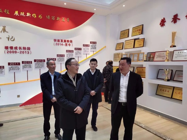 1610678894418939.jpg 青云譜區(qū)委常委統(tǒng)戰(zhàn)部部長黃云松蒞臨南昌市政建設(shè)調(diào)研指導工作6001.jpg