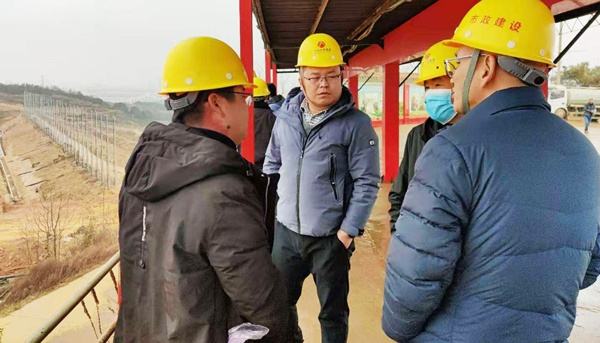 1611624230765840.jpg 南昌市政建設(shè)集團(tuán)麥園生活垃圾填埋場終期封場工程進(jìn)行年度大檢查6002.jpg