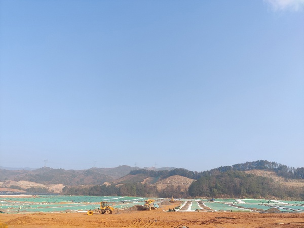 1612340849962947.jpg 南昌市政建設(shè)集團(tuán)麥園生活垃圾填埋場終期封場工程進(jìn)行節(jié)前安全檢查6003.jpg