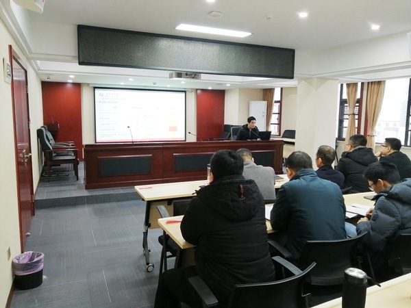 1615164497786028.jpg 南昌市政建設(shè)集團(tuán)安監(jiān)部組織開(kāi)展房建項(xiàng)目安全教育培訓(xùn)6002.jpg