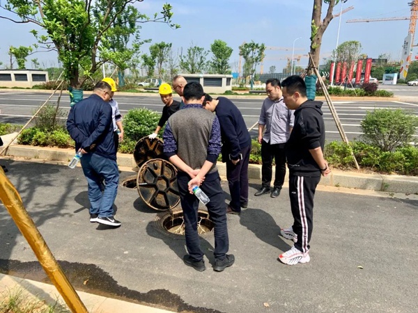 1619491054240489.jpg 南昌市優(yōu)工程評審組蒞臨市政建設河洲路東祥路工程復核評審6001.jpg