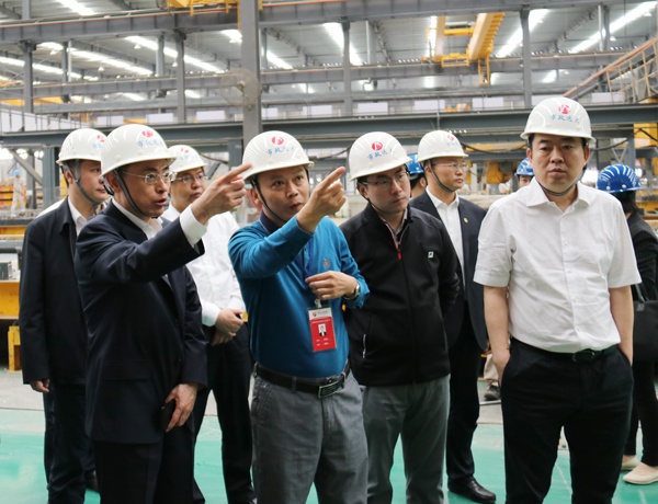 1621237037791671.jpg 中鐵集團于騰群蒞臨市政遠大調(diào)研裝配式建筑6001.jpg