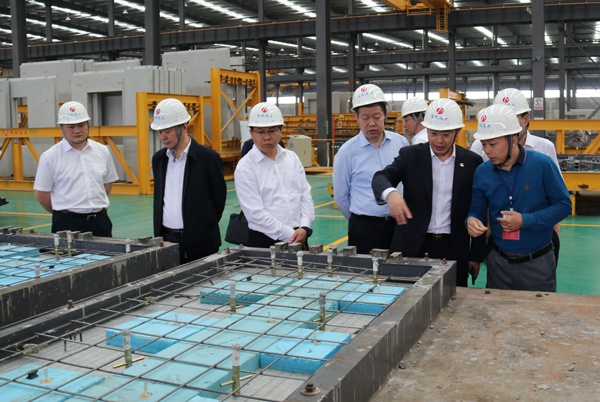 1621237046573478.jpg 中鐵集團于騰群蒞臨市政遠大調(diào)研裝配式建筑6002.jpg