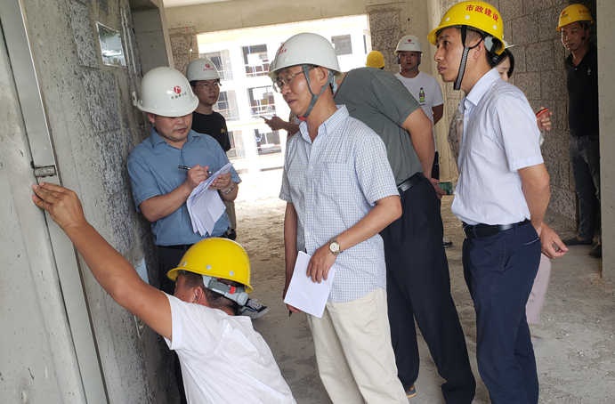1626137245473142.jpg 房玲明蒞臨天祥項目開展二季度安全質(zhì)量進(jìn)度檢查6912.jpg
