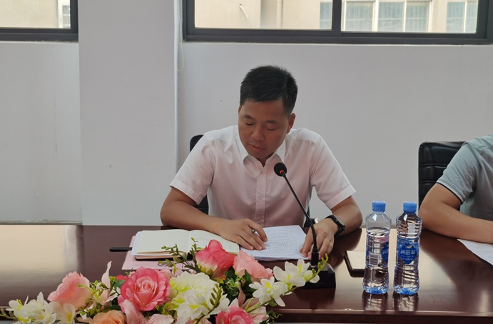 1629704402716612.jpg 南昌市政建設(shè)集團(tuán)青山湖片區(qū)項(xiàng)目部下半年項(xiàng)目安全進(jìn)度調(diào)度會(huì)6912.jpg