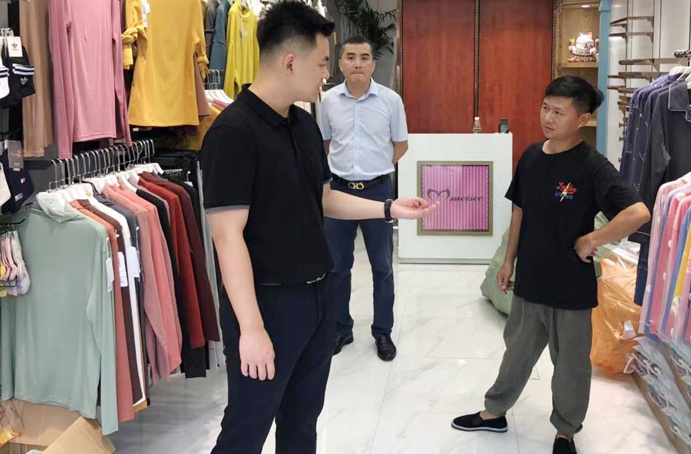 1630913090788734.jpg 熊浩前往上海路物業(yè)檢查指導(dǎo)691 (3).jpg