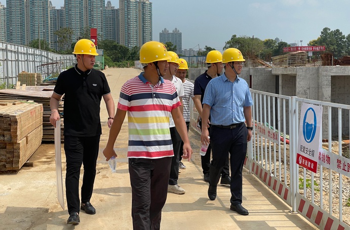 1631242492704027.jpg 南昌市政建設(shè)集團(tuán)付海華前往天御城一期項目6911.jpg