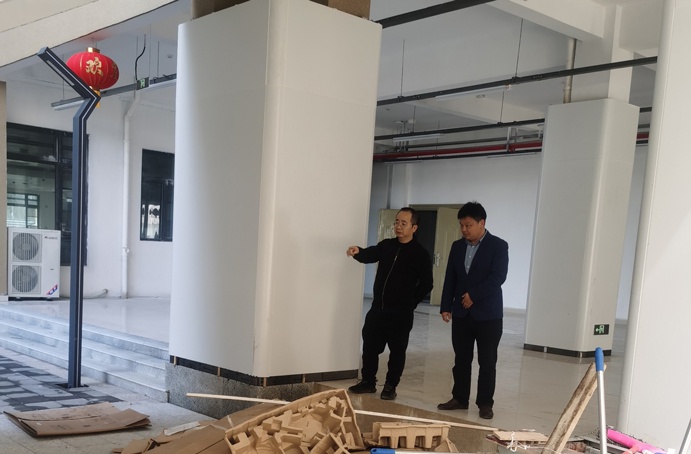 1646796548897393.jpg 肖長(zhǎng)華前往南昌市政公用生態(tài)農(nóng)業(yè)示范園研發(fā)大樓項(xiàng)目指導(dǎo)項(xiàng)目收尾工作691.jpg