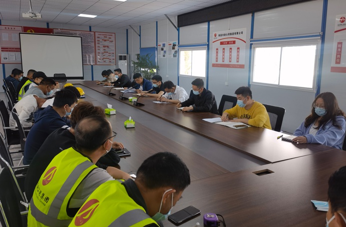 1647502963993290.jpg 周天奇前往S49項(xiàng)目召開(kāi)疫情防控部署會(huì)691.jpg