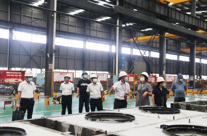 南昌市發(fā)改委副主任鐘雷英到市政遠大公司調(diào)研裝配式建筑 南昌市發(fā)改委副主任鐘雷英到市政遠大公司調(diào)研裝配式建筑