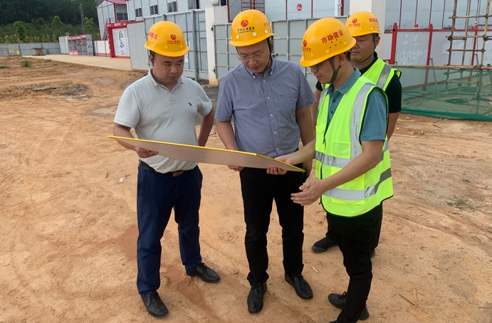 市政建設(shè)王海龍到市政綠色建材科技產(chǎn)業(yè)園項(xiàng)目調(diào)研 市政建設(shè)王海龍到市政綠色建材科技產(chǎn)業(yè)園項(xiàng)目調(diào)研