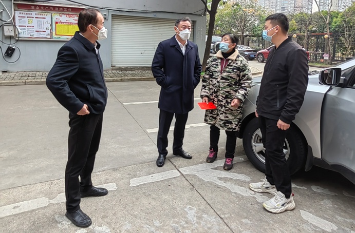 南昌市政建設(shè)集團(tuán)開展春節(jié)“送溫暖”走訪慰問活動 南昌市政建設(shè)集團(tuán)開展春節(jié)“送溫暖”走訪慰問活動