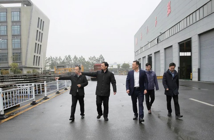 市政公用集團(tuán)黨委副書記、總經(jīng)理萬義輝到市政遠(yuǎn)大公司調(diào)研指導(dǎo)