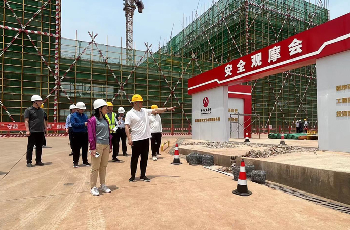 江西省住建廳??吳?春?月??到新建區(qū)職業(yè)技術(shù)學(xué)校新校區(qū)建設(shè)項(xiàng)目調(diào)研 江西省住建廳??吳?春?月??到新建區(qū)職業(yè)技術(shù)學(xué)校新校區(qū)建設(shè)項(xiàng)目調(diào)研