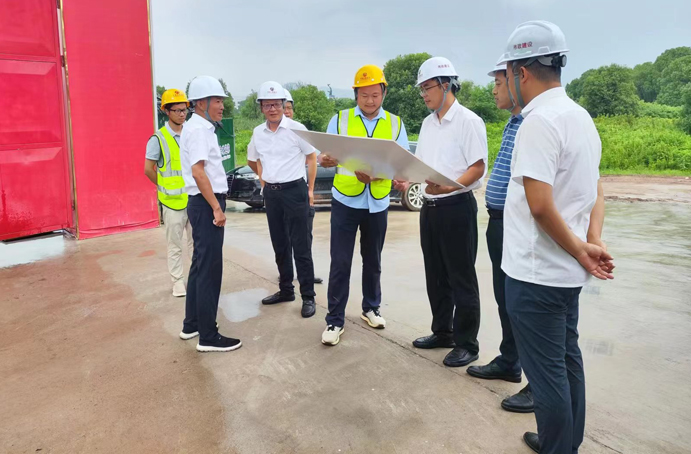 市政公用集團(tuán)副總經(jīng)理?xiàng)铋e冬到我司杭政儲(chǔ)出(2023)4號(hào)地塊項(xiàng)目調(diào)研安全生產(chǎn)工作 市政公用集團(tuán)副總經(jīng)理?xiàng)铋e冬到我司杭政儲(chǔ)出(2023)4號(hào)地塊項(xiàng)目調(diào)研安全生產(chǎn)工作