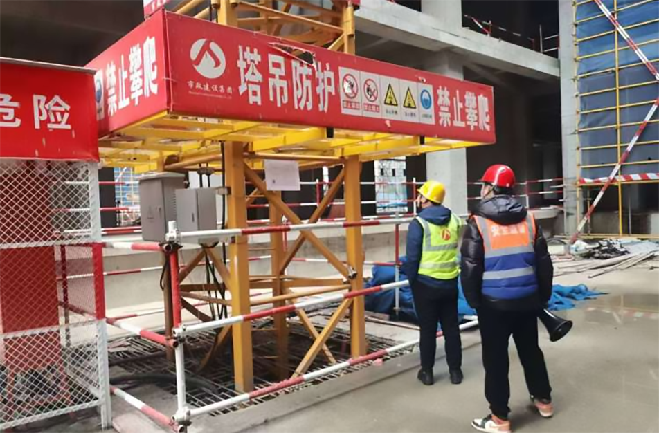 應(yīng)對低溫雨雪冰凍天氣 市政建設(shè)人在行動 應(yīng)對低溫雨雪冰凍天氣 市政建設(shè)人在行動