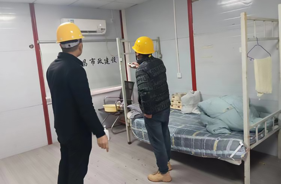 應(yīng)對低溫雨雪冰凍天氣 市政建設(shè)人在行動 應(yīng)對低溫雨雪冰凍天氣 市政建設(shè)人在行動