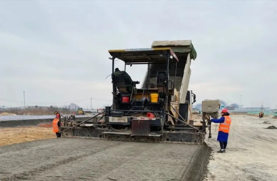 市政建設重點工程攻堅|云翔大道路基填方85%與廣州路東延北半幅通車沖刺 市政建設重點工程攻堅|云翔大道路基填方85%與廣州路東延北半幅通車沖刺